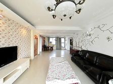 天辰花园 带装修三房出售 楼层好 全天采光无影响 有钥匙