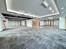 番禺万博地铁口 精装修带家私 超高使用率 免租期长 拎包