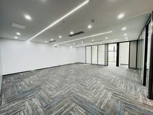 保利大都汇 精装修带家私 出租 拎包办公 免中芥费