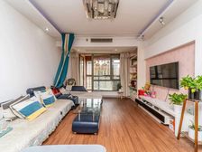 张江南,满五唯.一,电梯中间楼层,自住装修诚意出售