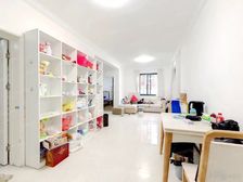 13年商品房小区地铁16号线旁河景房精装修小三室