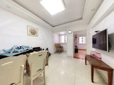 一手动迁,精装修,诚心出售,看房方便