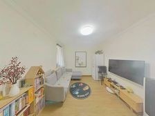 一梯两户!精装修!家具家电全送!楼层好!位置好!近地铁!