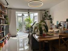 稀有一层大三居花园有157平米户型超好只有契税中间位置