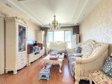 此房满五年唯一,无抵押贷款,产权清晰,高楼层