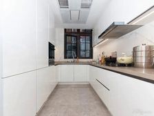 带花园、有车位,室内电梯,有天有地,看房方便别墅