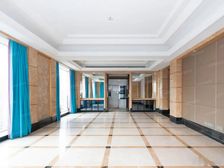 滴水湖馨苑(公寓住宅) 房龄新 双卫格局 南北通透 超低密度