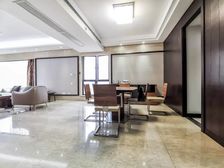 且看且珍惜|全明户型,三面采光,高区新装,百万家私