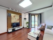 中区楼层三房,诚意出售,带产权车位,看中能谈 带产权车位