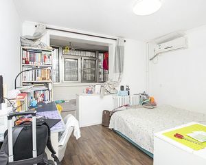 紫金庄园 67.58平2居 南向精装修 拎包入住