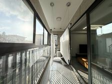 空中 大露台 光露台 60平 带电梯