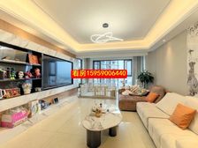 业主狂甩超低价,世欧上江城A区 290万 4室2厅2卫 精装