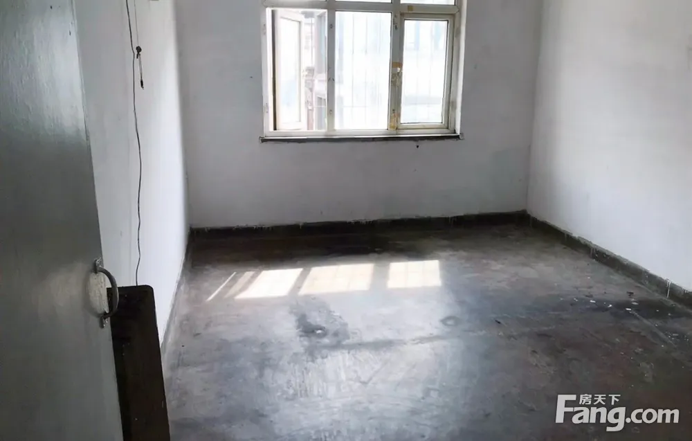 建昌道南北向两室，三楼采光好，集体戸可买可平迁老人宜居