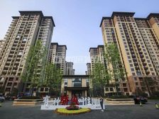 建业·尊府 4室2厅2卫 普通装修 175万元