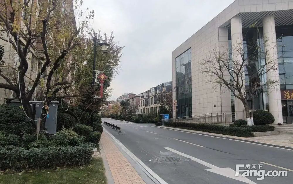 小区相关图