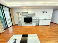 新出,明珠实验,三房朝南,河边景观房