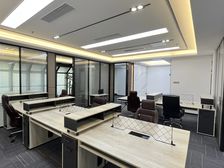 豪装特价出租!国贸台商大厦,精装办公室出租,装修保养新实惠
