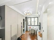 控二书包 黄兴路地铁口 一门关带阳台