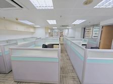 带家具152方200方300方宜安广场好世界广场广州世界贸易