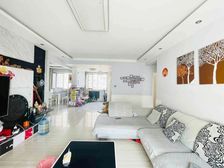 中海紫御东郡(西区) 4室2厅2卫 精装修 210万元