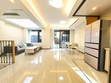 新出牛房,地铁口送前后大院子101板块房东很急 带地下室