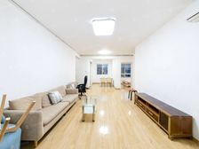 送车位 中间楼层 南北通透 看房随时 付定金可提前交房