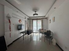 一楼带花园 可改三房 小区环境好 产权清晰 有钥匙 随时看