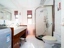 双拼别墅,200平大花园,送中庭带地下室,偏欧式风格装修