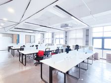 金融街旁旺南世贸中心,电梯口豪装写字楼设备齐全,拎包即可办公