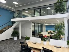 东五环传媒大学 园区精装一层办公 直接搬电脑办公即可 随时看