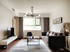 单价9个出头买两居,低于23年500个,这房子估计也就这两天