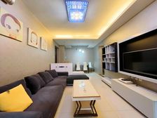 万科锦程精装两房中间楼层,朝小区中庭,房东诚意出售,随时看房