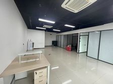 金融街甲级写字楼 115平高层办公房出租,近地铁可注测