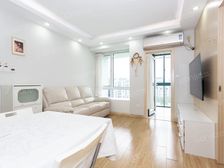 金汇丽舍 高区精装修小2房 近10号线 环境舒适 繁华地段