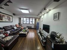 佳洲欣苑 3室2厅2卫 简单装修 599万元