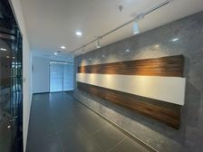 金融街甲级写字楼中层206平办公房出租,可注测带,采光好