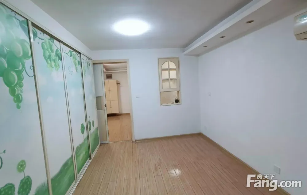梅陇 满五 医疗配套成熟 低密宜居 近地铁 交通便利