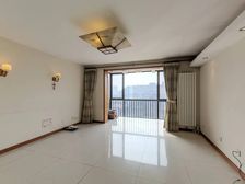 金地格林小镇 4室2厅 180.73平