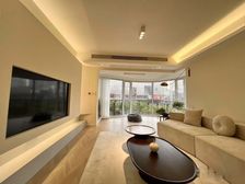 天山河畔花园含车位满五 全天阳光钥匙看小区绿化 间好楼层