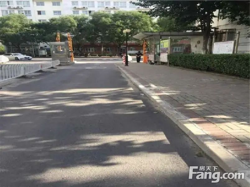 小区相关图