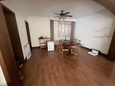 小区后排联排别墅 花园80平 露台30平 可以DiY 随时看