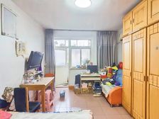 经四万达 出行方便 商业配套齐全 产权清晰 超低密度 近地铁