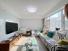 五洲大厦 南北通透 双卫格局 固定车位 满五 中间楼层