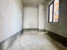 御城花园108平方毛坯3房2厅2卫看花园诚心出售