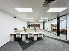 番禺天河城4间办公室东向配齐办公家具即看即入驻甲级写字楼