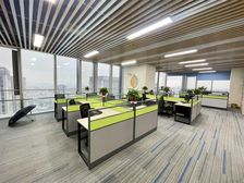 万博新高度!广晟地标写字楼,个人房东!带家具拎包办公