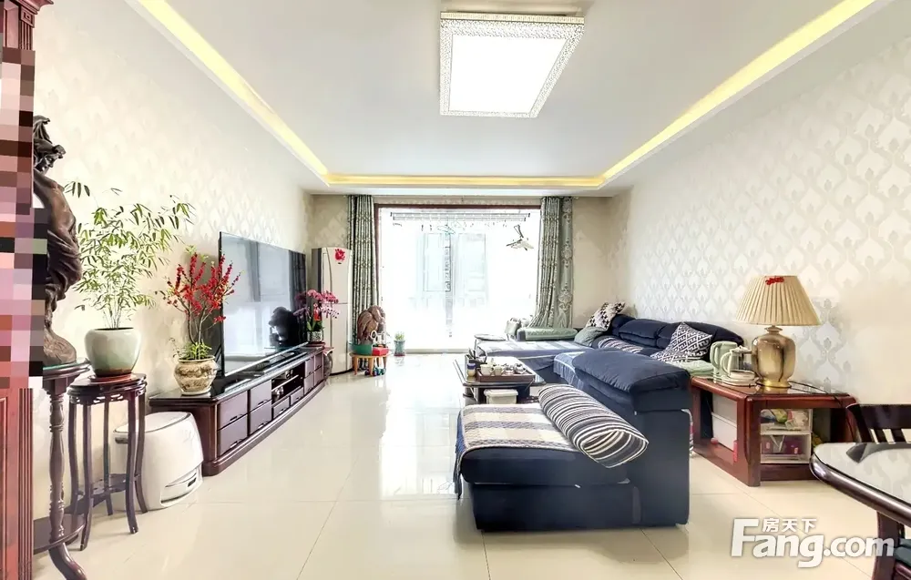 河东口碑小区 神州花园 151.41平3居 精装修 落地窗
