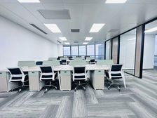 甲写南村万博粤海广场260方4间办公室精装配家具地铁口