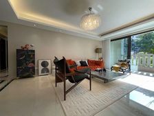 全新未入住!内环次新小高层,南北通,三套房,看房方便带车位!