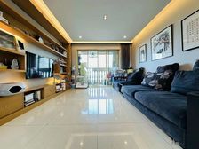 三房朝南 厅东西通透 尽览虹桥绿地景观 精装花费60万直接住